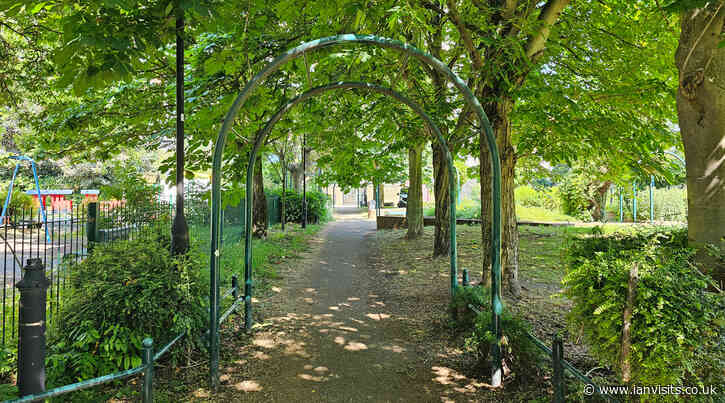 London’s Pocket Parks: Pedlar’s Park, SE11