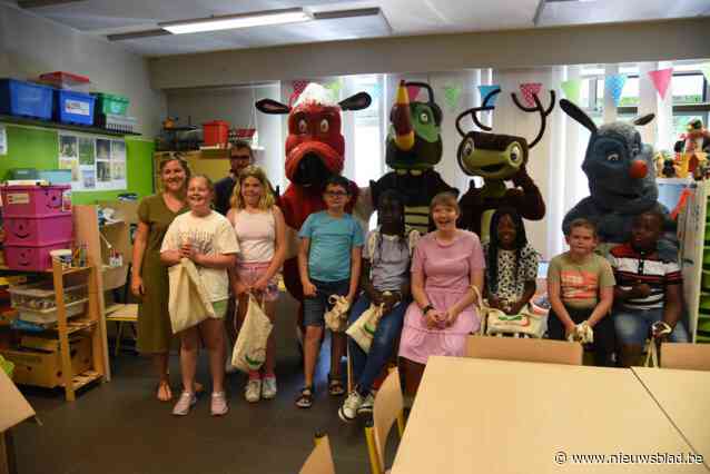 Harige Bende beloont Pinguïnklas Het Laar voor actie tegen pesten