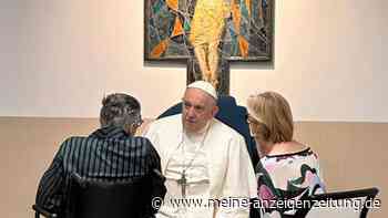 Papst soll Klinik am Freitag verlassen