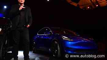 Tesla market value soars almost $300 billion in a month after deals with GM, Ford