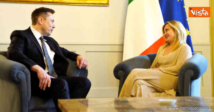 Elon Musk incontra Meloni a Palazzo Chigi: la stretta di mano e l’abbraccio tra i due – Video