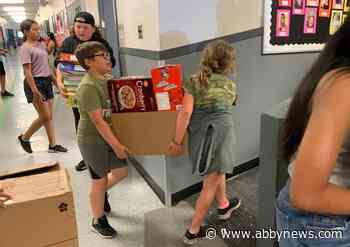 Kids helping kids: Clearbrook students help Abbotsford’s Cyrus Centre fill cereal cupboard