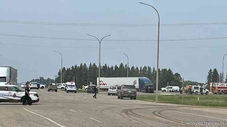 15 dead, 10 hospitalized in crash on Trans-Canada Highway in Manitoba: RCMP