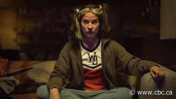 Annie Murphy on Black Mirror's AI acting fears — and that Schitt's Creek call-out