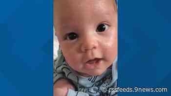 Madre acusada de matar a su bebé de 2 meses dijo que la falta de sueño 'cambió su capacidad para funcionar'