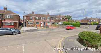 Hull cyclist injured in hit and run as car leaves scene