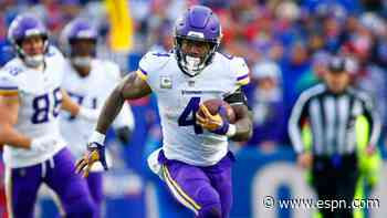 Vikings walk a tightrope between rebuilding and remaining a contender