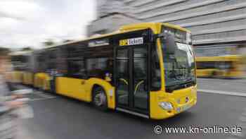 Berlin: Junge Männer beleidigen Busfahrer rassistisch und schlagen ihn