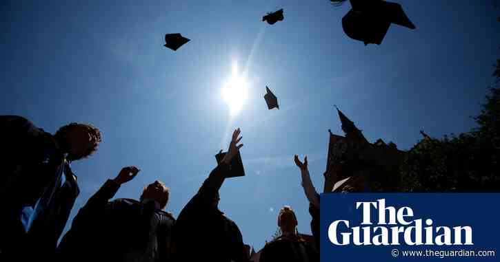 Student loan debt in England surpasses £200bn for first time