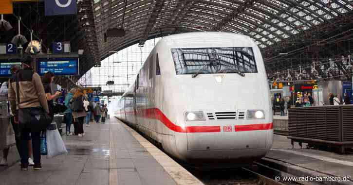 Kölner Hauptbahnhof für Fern- und Regionalzüge gesperrt