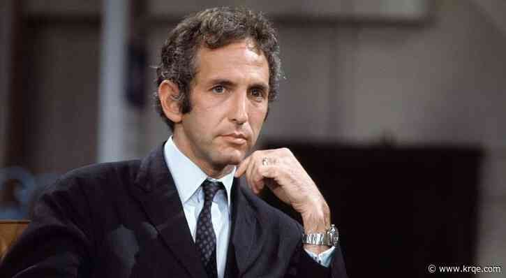 Daniel Ellsberg, who leaked Pentagon Papers, dies at 92