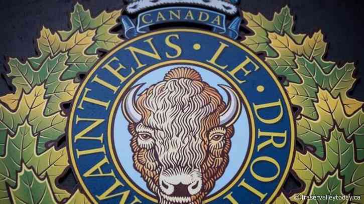 CP NewsAlert: RCMP say no critical injuries in crash of B.C. bus with 30 aboard