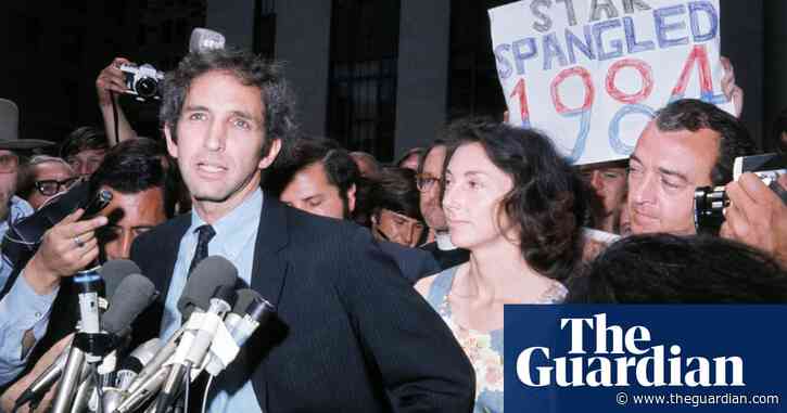 Daniel Ellsberg, Pentagon Papers whistleblower, dies aged 92