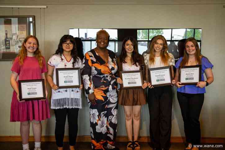 2 students from Leo, Carroll receive full-ride scholarships to Ivy Tech