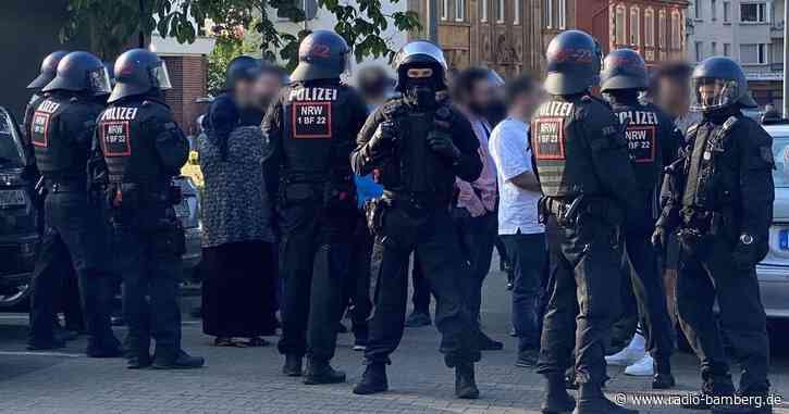 Castrop-Rauxel: Macheten und Schusswaffe sichergestellt