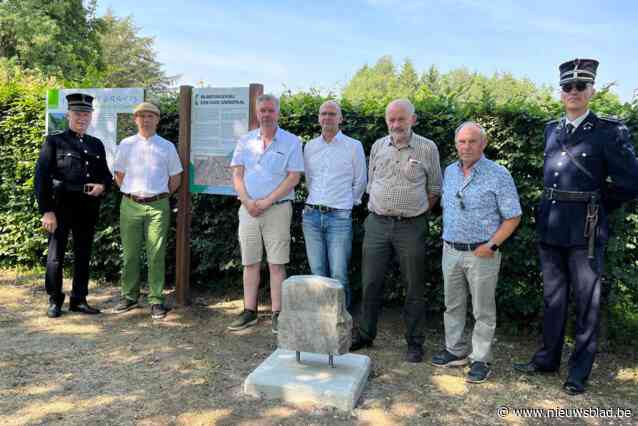 Eeuwenoude grenspaal staat op vierdorpenpunt: “Grensverhaal komt hier goed tot zijn recht”