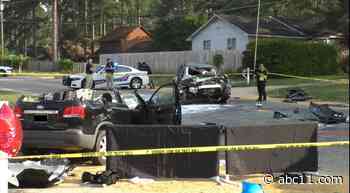 1 person killed, 1 person in critical condition after Fayetteville crash, part of Rosehill Rd closed