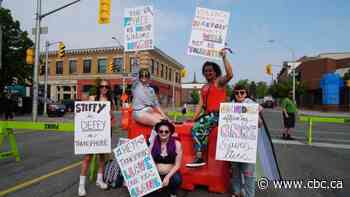 Thunder Bay Pride march celebrates LGBTQ joy with focus on protecting transgender individuals