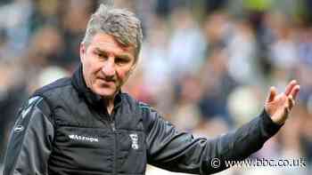 Challenge Cup: St Helens' return to form 'inevitable' says Hull FC boss Tony Smith