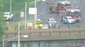 Multi-vehicle crash closes lanes on I-91 south in Meriden
