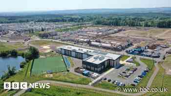 Council 'incompetence' to blame for Dargavel school blunder