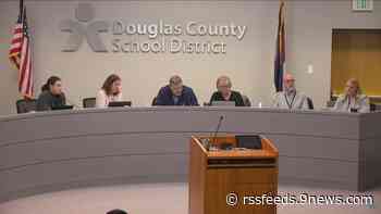 Judge rules Dougco school board members violated open meetings law