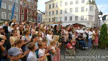 „Genießt diesen Tag!“ – Rosenheim feiert ein hinreißendes Fest des Gesangs