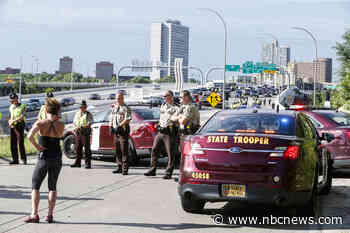 5 dead after being hit by speeding driver in Minneapolis, police say