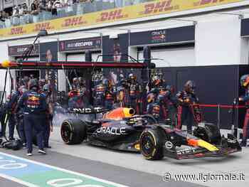 F1, Verstappen mette la vittoria 100 per la Red Bull. Leclerc solo quarto