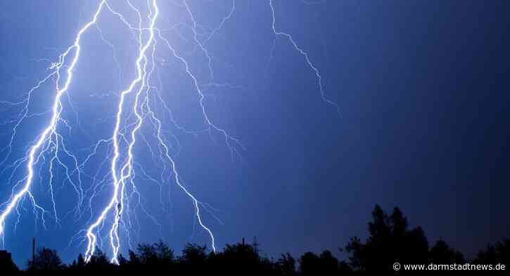 Die wichtigsten Verhaltenstipps bei Gewitter – Hohe Unwettergefahr in dieser Woche