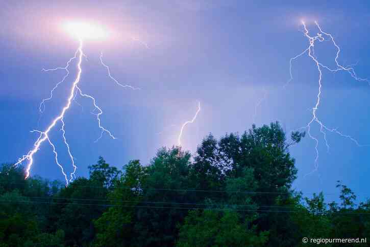 KNMI: Dinsdagmiddag in heel het land code geel vanwege onweer en hagel