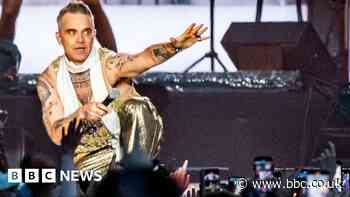 In pictures: Robbie Williams closes Isle of Wight Festival