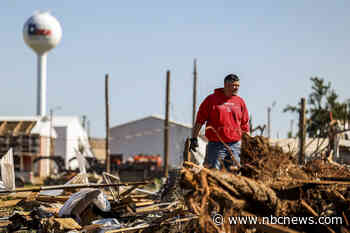 5 dead, more than 640,000 without power after storms rip through southern U.S.