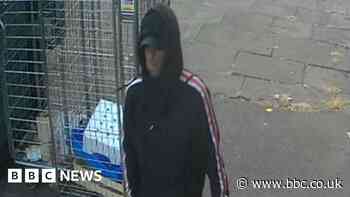 Grimsby CCTV appeal over shop robbery by knife-wielding man