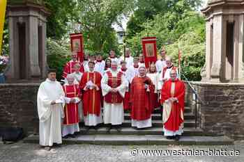 Messgewand aus Corbie beim Vitusfest in Corvey erstmals im Einsatz
