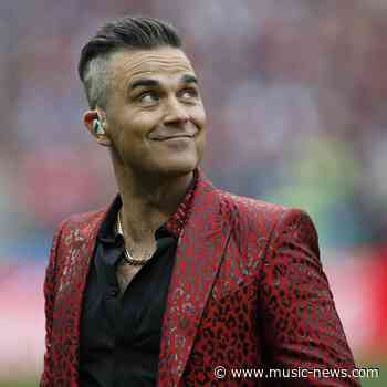 Robbie Williams forced to pause concert due to 'long COVID'