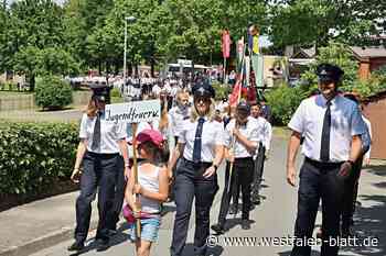 Frohnhausen: Feuerwehr-Jubiläum und Stadtfeuerwehrfest Brakel gefeiert
