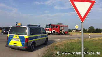 Auto gegen Moped bei Hafenham: Verletzte Person im Krankenhaus