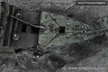 Search underway for sub missing near Titanic wreck off Newfoundland