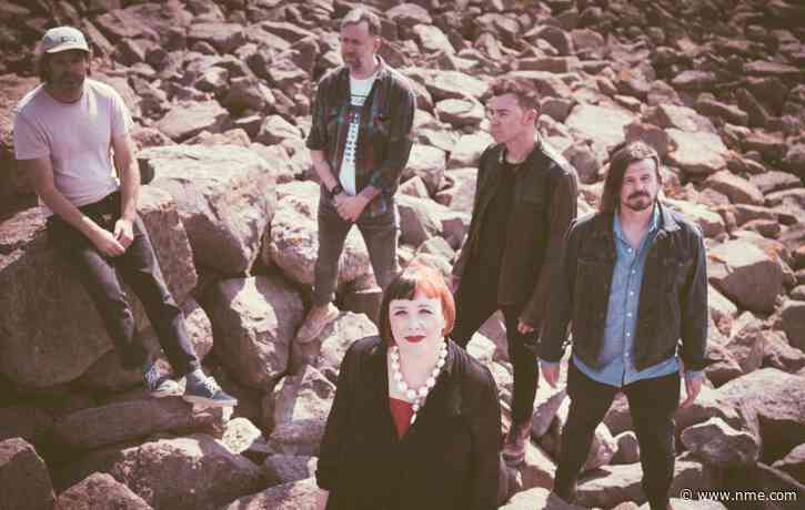 Slowdive announce new album, share new single ‘Kisses’