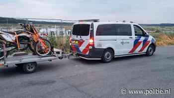 Moerdijk - Politie neemt crossmotoren in beslag