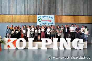 Absolventen des Kolping-Berufsbildungswerk  Brakel verabschiedet