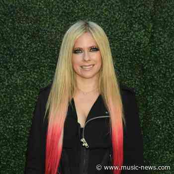 Avril Lavigne and Tyga spilt