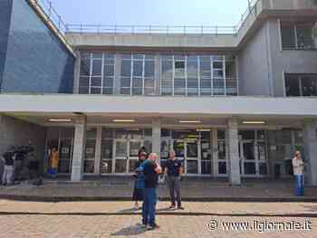 Bocciato lo studente che accoltellò la prof: ma i genitori fanno ricorso