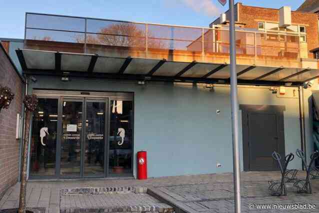 Stedelijk zwembad ‘t Zeepaardje voor onbepaalde tijd dicht: “Problemen inzake luchtkwaliteit en ventilatie”