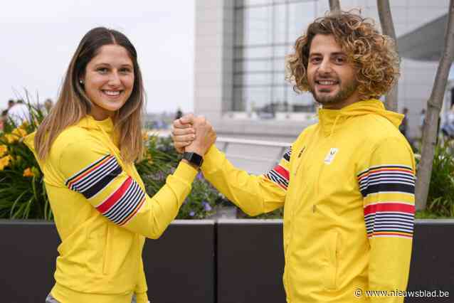 Synchroonzwemmers Lisa Ingenito en Renaud Barral combineren topsport met voltijdse job: “Professionele duo’s trainen zeven tot twaalf uur per dag”