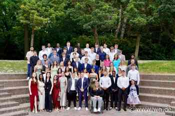 Gymnasium Kinderhaus vergab 66 Abiturzeugnisse