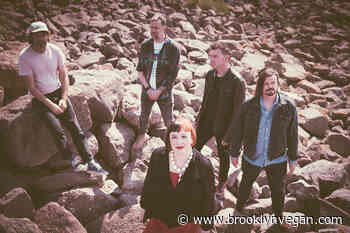 Slowdive announce new album & North American tour, share "kisses"