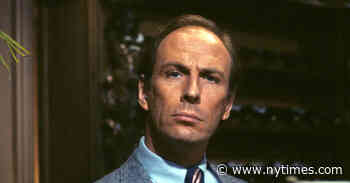 Paxton Whitehead, Actor Who Found Humor in the Stodgy, Dies at 85