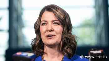 Alberta premier apologizes for call to justice minister about street preacher charges